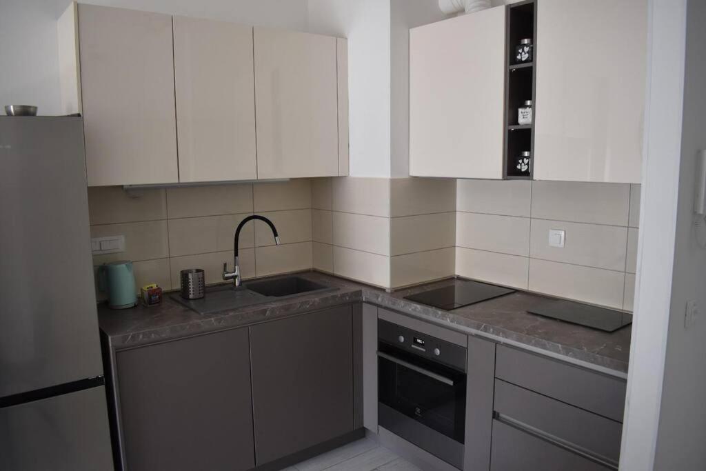 Apartman Ana Iadera With Balcony And Parking 자다르 외부 사진